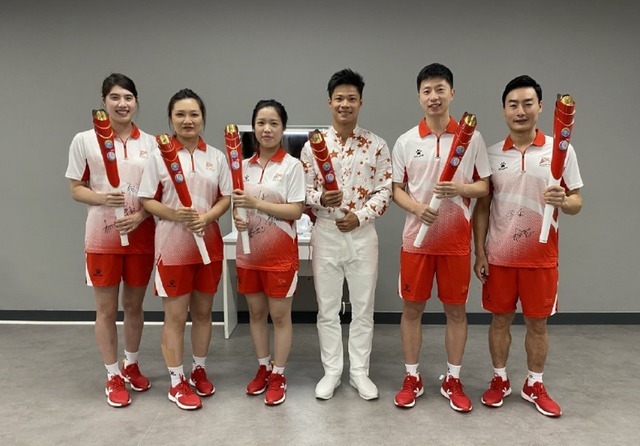 杨舒予|广东运动员组团提车！全红婵未现身，红旗董事长：她能选任何颜色