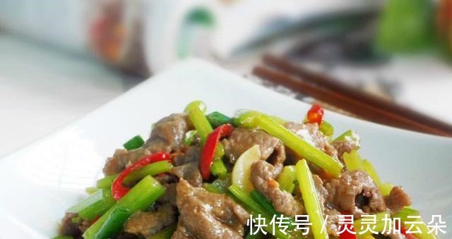 此物|芹菜和此物是“黄金搭档”,尤其孩子要常吃,身体棒,不闹病!