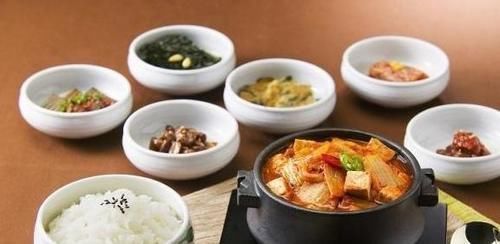 健康|3种“饭菜”尽量少给孩子吃,或许对孩子健康有帮助