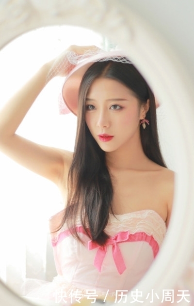 唯美少女写真:一袭粉色轻纱裙子,彰显少女纯洁青春好气质