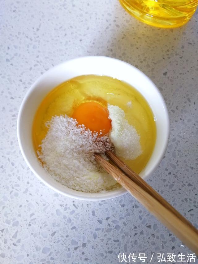 面包新做法,不揉手套膜,简单快速,外酥里软,人人都会做的面包