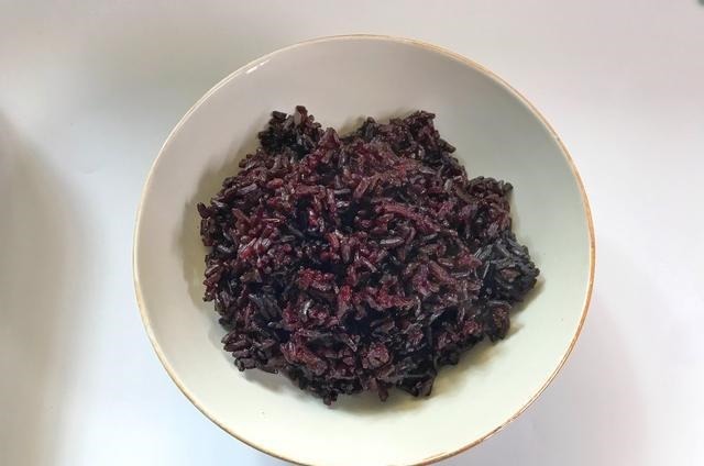 天冷早餐就吃它，不揉面不发面，软糯香甜，营养顶饱，做法超简单