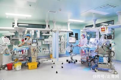 成都这群90后“临时爸妈”每天照看200多名新生儿