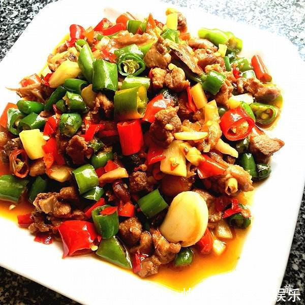  一辈子吃不腻的4道家常菜，谁做都好吃！尖椒炒肉丝.辣子鸡丁