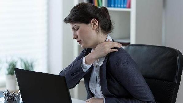 长期吸烟的人,晨起若没有3种表现,恭喜,肺部还算健康!