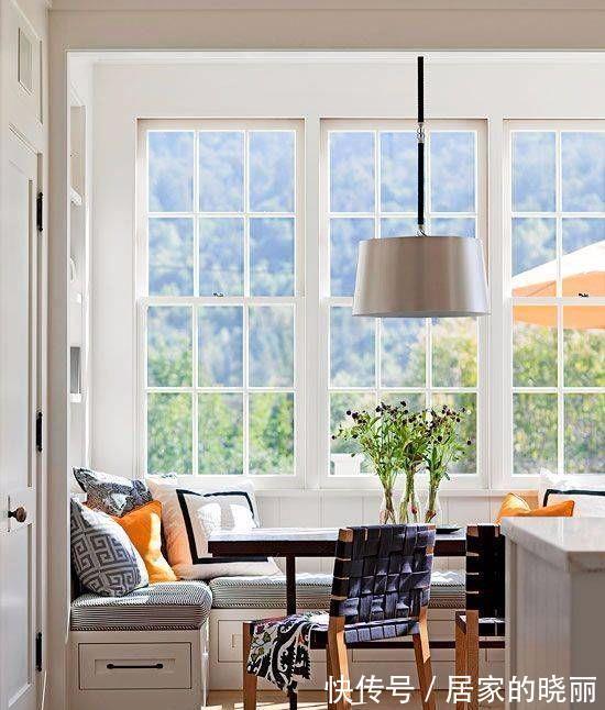 书房|小户型的窗户边上怎么做?飘窗、书房、卡座都可以