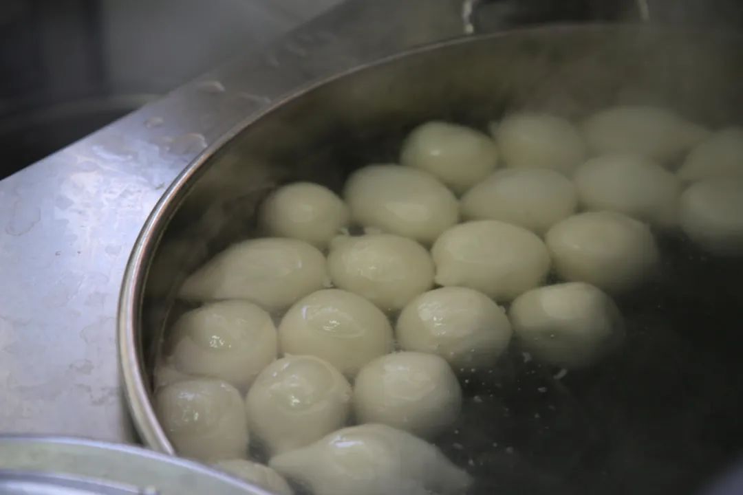  嘴角|没吃饭的千万别点！我的嘴角已经流下悔恨的泪水