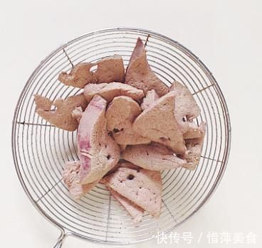 常吃|常看电脑和手机的人,这道菜要常吃,改善视力,缓解疲劳,别错过