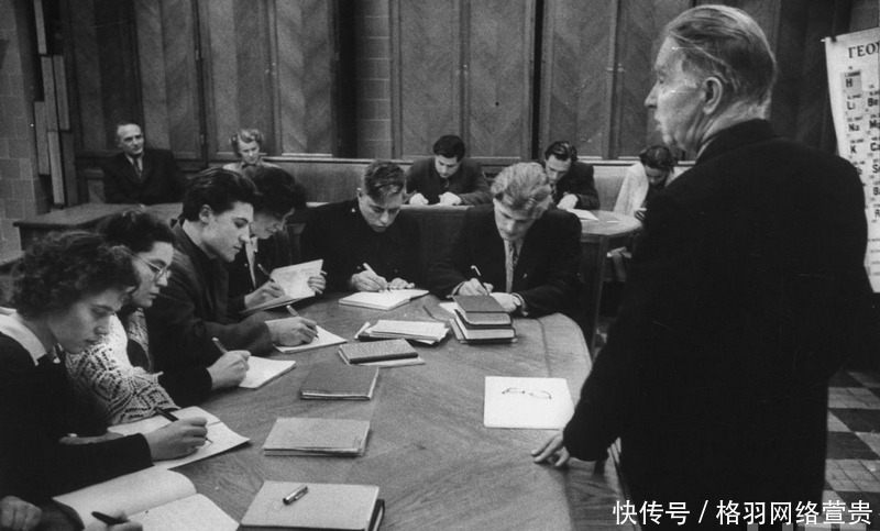 1956年苏联最高学府莫斯科国立大学刻苦攻读的中国留学生