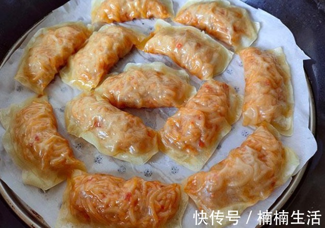 辣椒面|不煎不炸,包上馅锅里一蒸,皮薄馅足,吃着香