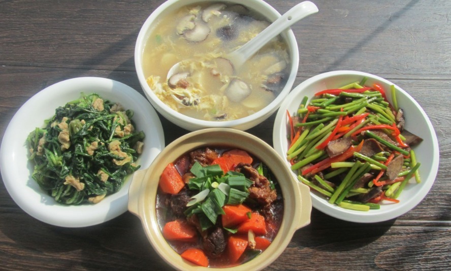 三伏天,农村阿婆常吃这3道家常菜,没肉却很下饭,每天吃都不腻