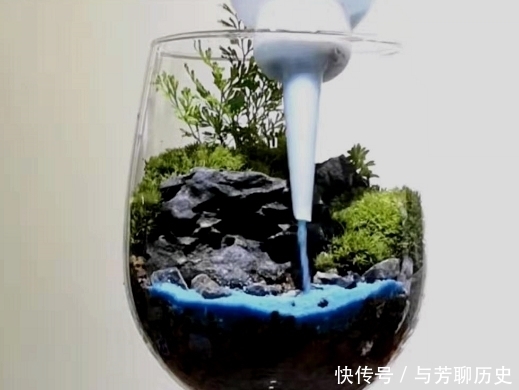 艺术生用水杯做“风景”,本以为是在“胡诌”,结果:这审美爱了!