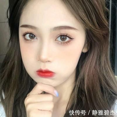 女生眼睛若有这“3特点”,天生自带“眼妆”,长大迟早逆袭校花