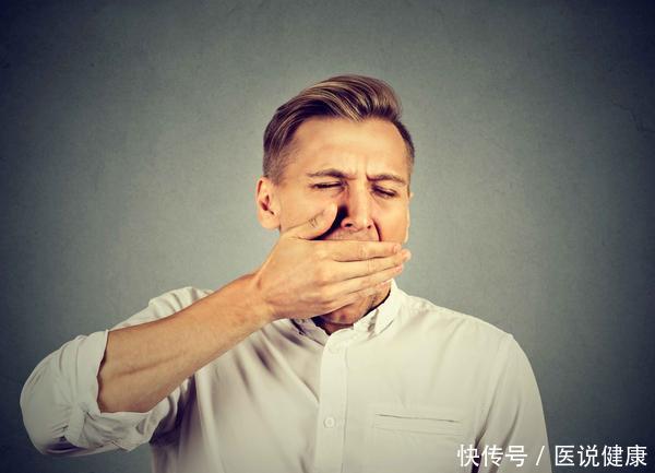 动脉|老人中风前,通常有哪些征兆?医生:这4种变化,别大意!