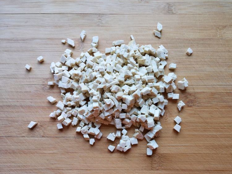 它是被“误解”最多的菜，切碎包成饺子，越吃越香，好多人不懂吃