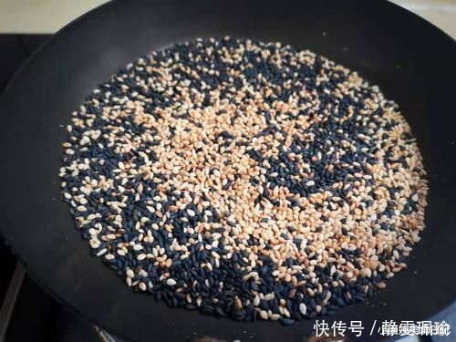 80岁的外婆就好这一口,身体特别好,我家都会自己做的油茶,真好吃