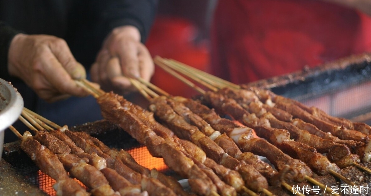 夫妻两人相继入院确诊滑膜炎,医生含泪苦劝:炒菜1种调料要少放