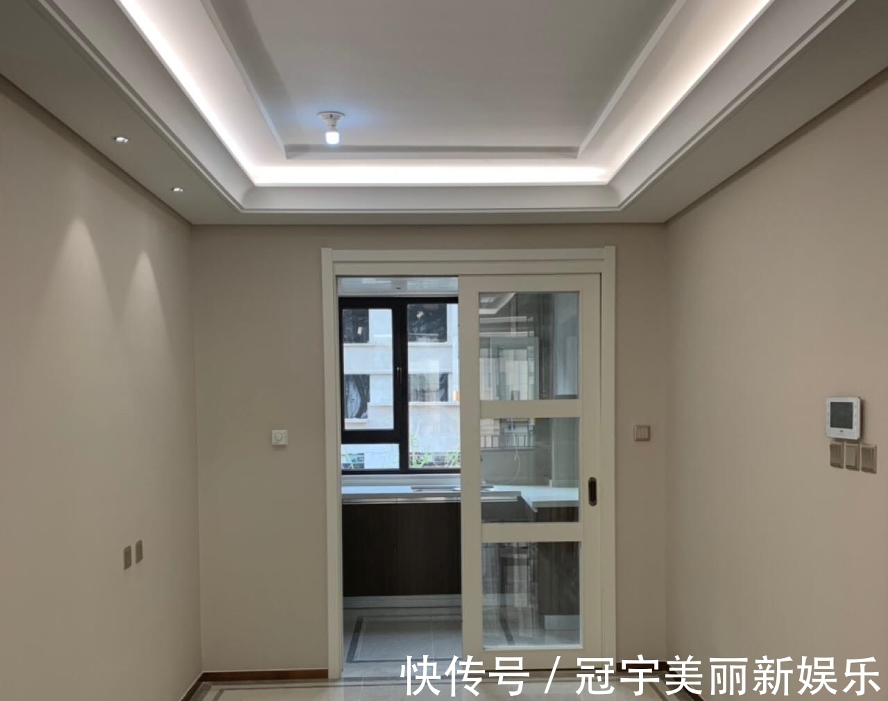 主卧|等了两年精装房终于交付,装修还不错,有阳台的房间给儿子住!