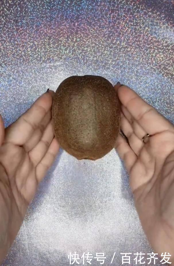 遇上|化妆达人遇上猕猴桃,顺手化了个妆,让人耳目一新