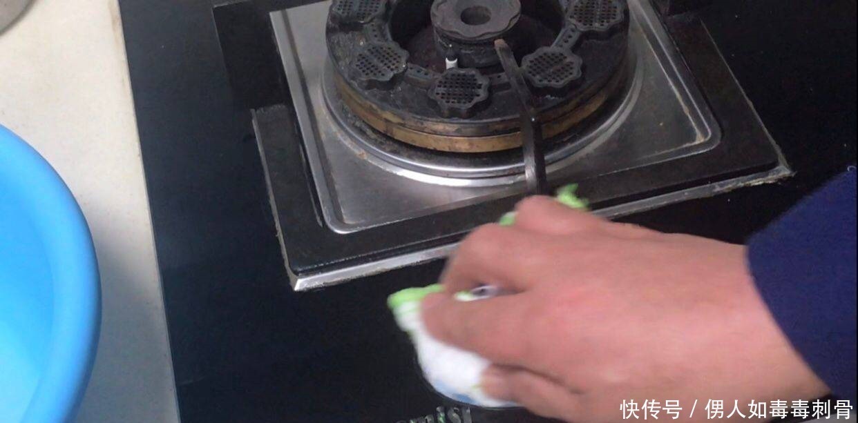 淘米|淘米水不要再偷偷倒掉,3种实用方法,解决了男女之间的很多困扰