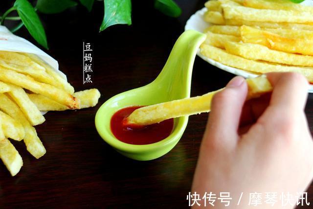 教你自制正宗炸薯条,4块钱做2大盘,酥脆香软,口感不输肯德基