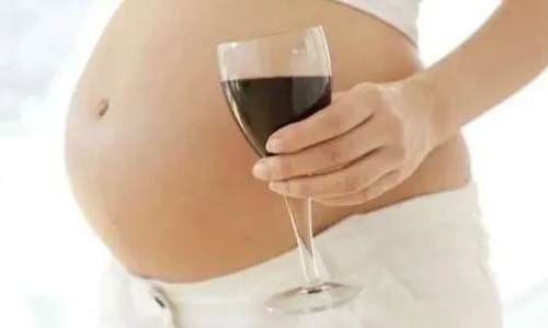 麻醉剂|孕妇剖腹产打麻药不管用,得知原因后,丈夫想离婚