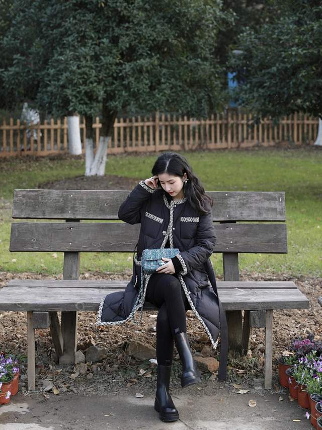 香风 你听过“小香风羽绒服”吗?华美又高级,扑面而来的贵气感