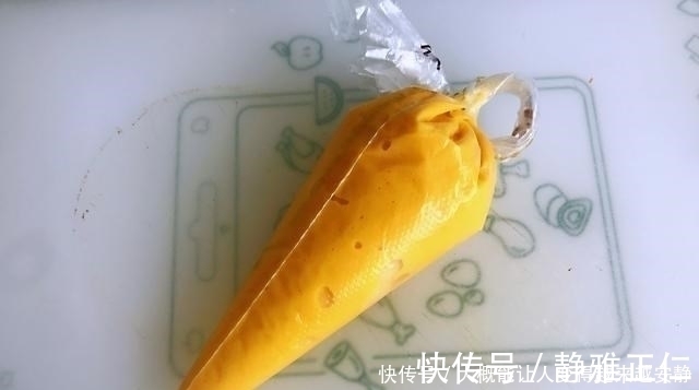 女人要多吃它，松软香甜又养颜，不用揉面，个个开花，比蛋糕好吃