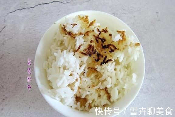 一个菜|老两口的简餐,荤素巧搭配,吃到撑得慌,网友;怎么连皮都吃了