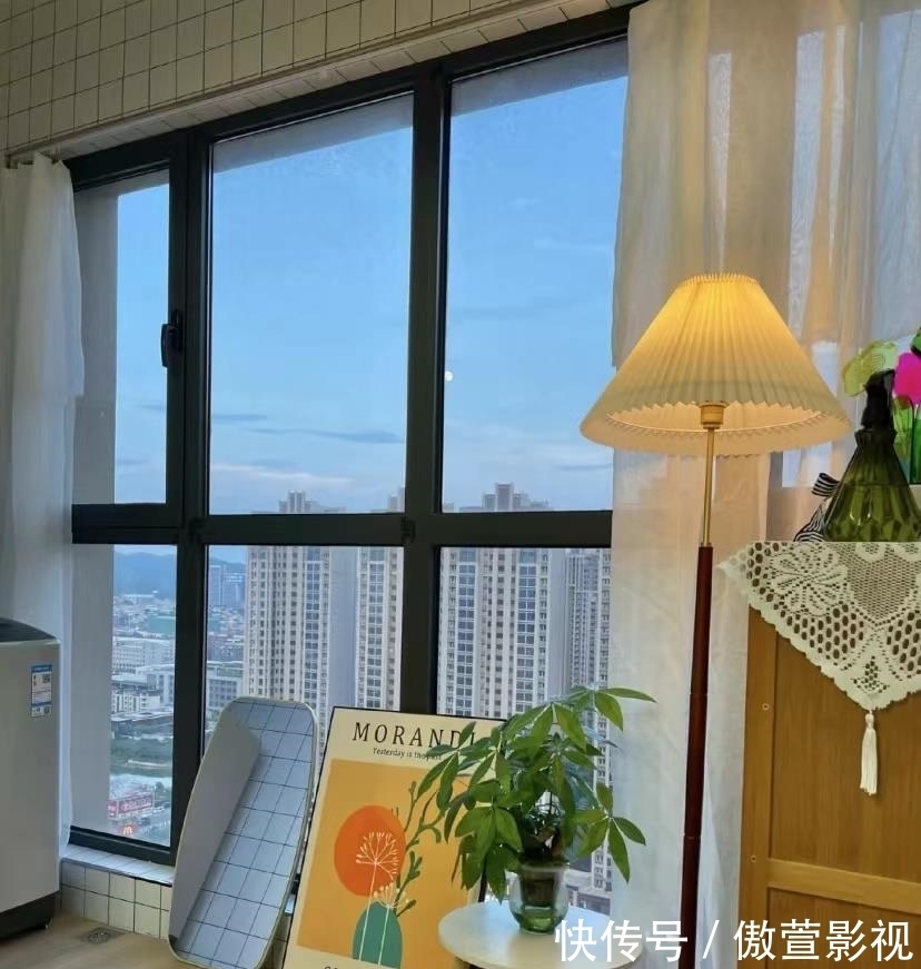 温暖|谁说小户型太拥挤,纯属瞎操心,30㎡照样五脏俱全