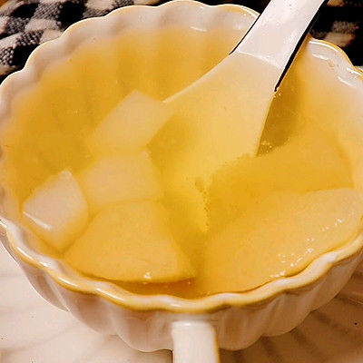 白萝卜炖梨