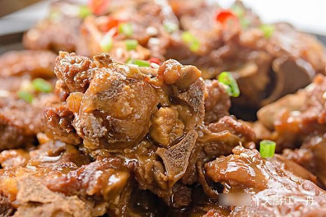 菜肴|羊肉想要去膻味,这3种调料缺一不可,否则越炖越膻,看完明白了