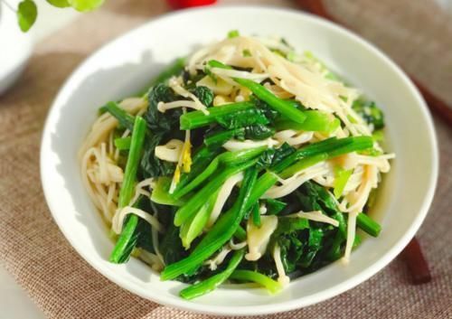 冬天,吃白菜萝卜不如它,简单炒一炒,补铁补钙,不懂吃太可惜