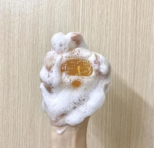 国货|女生再没钱,也别买这4样国货,被吹嘘过头,其实用了也“伤脸”