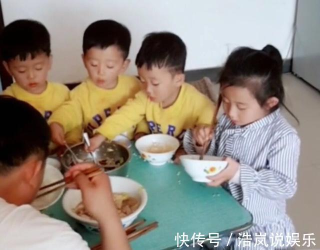 孙子|奶奶看到女儿带孙子回家,冲着老头子大喊,快关门,小吃货到了。