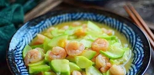 人到中年，3種食物換著吃，營養(yǎng)豐富，排毒養(yǎng)顏，早吃早受益