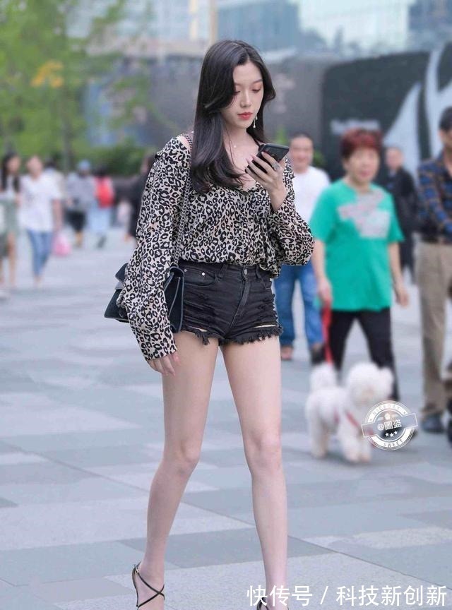 穿搭 清雅悠然的打底裤穿搭很有时尚感,舒适大方又显气质,干练时尚!