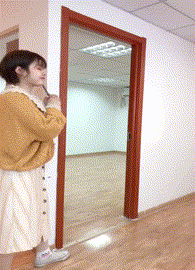 |搞笑段子:再坚强的男人也有累趴的时候!面对困难撸起袖子就干!