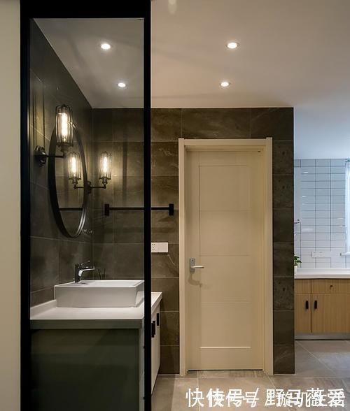 空间|见过最实用的家,不到80㎡,硬是挤出了两个衣帽间,还很宽敞