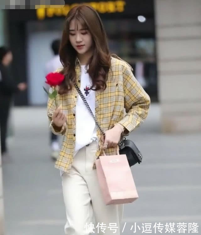 海盐|牛仔裤已经被嫌弃了,潮人处火爆的是“海盐裤”,穿上清新感爆裂