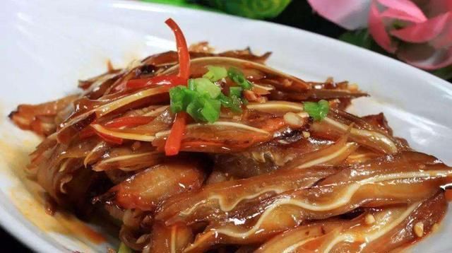 猪耳朵|继猪蹄后,又一中国下酒菜在美国火了,老外以前不吃,如今真香