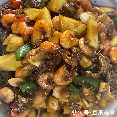 用这个技巧做虾子冬笋肉丁酱,味道好吃极了