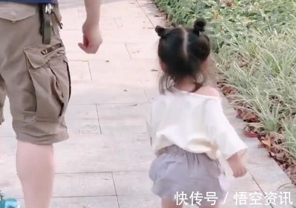 宝宝|“犟脾气宝宝”和奶爸生气火了,网友像极了爱情!