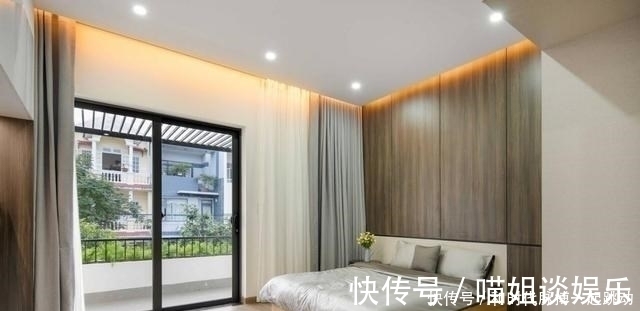 壁挂电视|卖掉城里100㎡,回农村建230㎡别墅,一楼院子顶楼露台,生活安逸