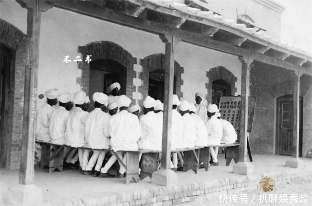 于20世纪初|老照片:被英国殖民下的印度,镜头下的助纣为虐的印度士兵