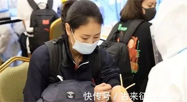 郎平|女排老将一身伤,常常半夜疼醒,32岁致信郎平:你需要,我便会在