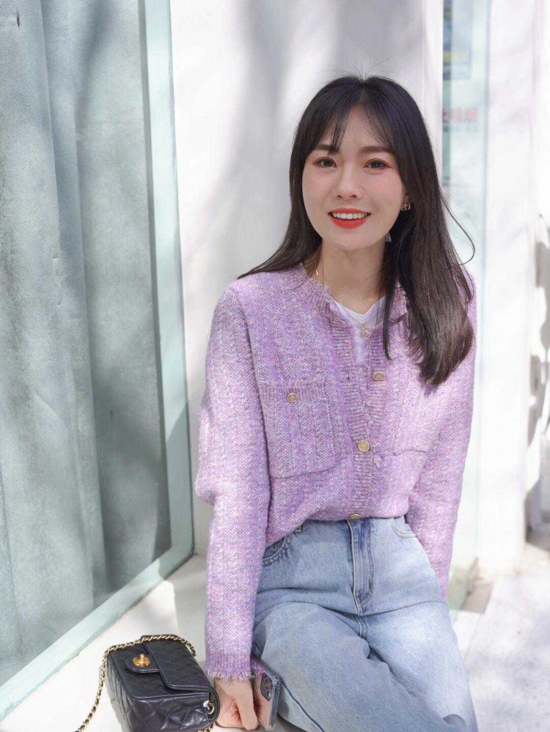 毛呢 开春外套别乱选,码住牛仔外套和小香风外套,青春减龄又有气质