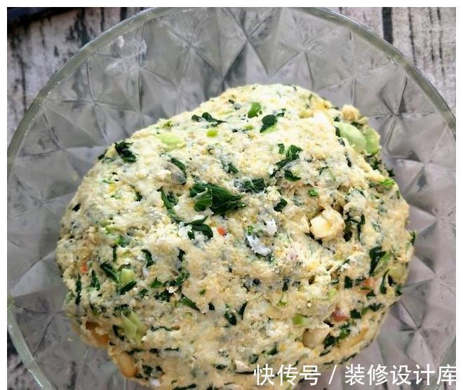 面粉|多吃粗粮更健康,营养全面好处多,教你做咸香适口的玉米面菜窝窝