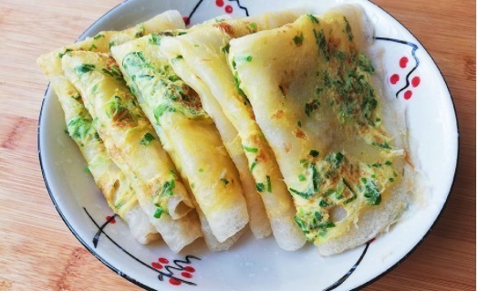 葱花鸡蛋饼|3个鸡蛋,一碗面,教你15分钟解决全家早餐,简单好吃,详细做法