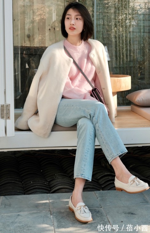 氛围感|早秋想穿出时髦氛围感?来跟着这位博主学,打造高级感并不难!
